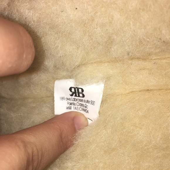 Canadian made genuine sheepskin & leather Boots - Picture 6 of 6